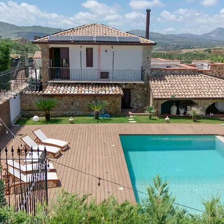 Cusenza Bed & Breakfast *